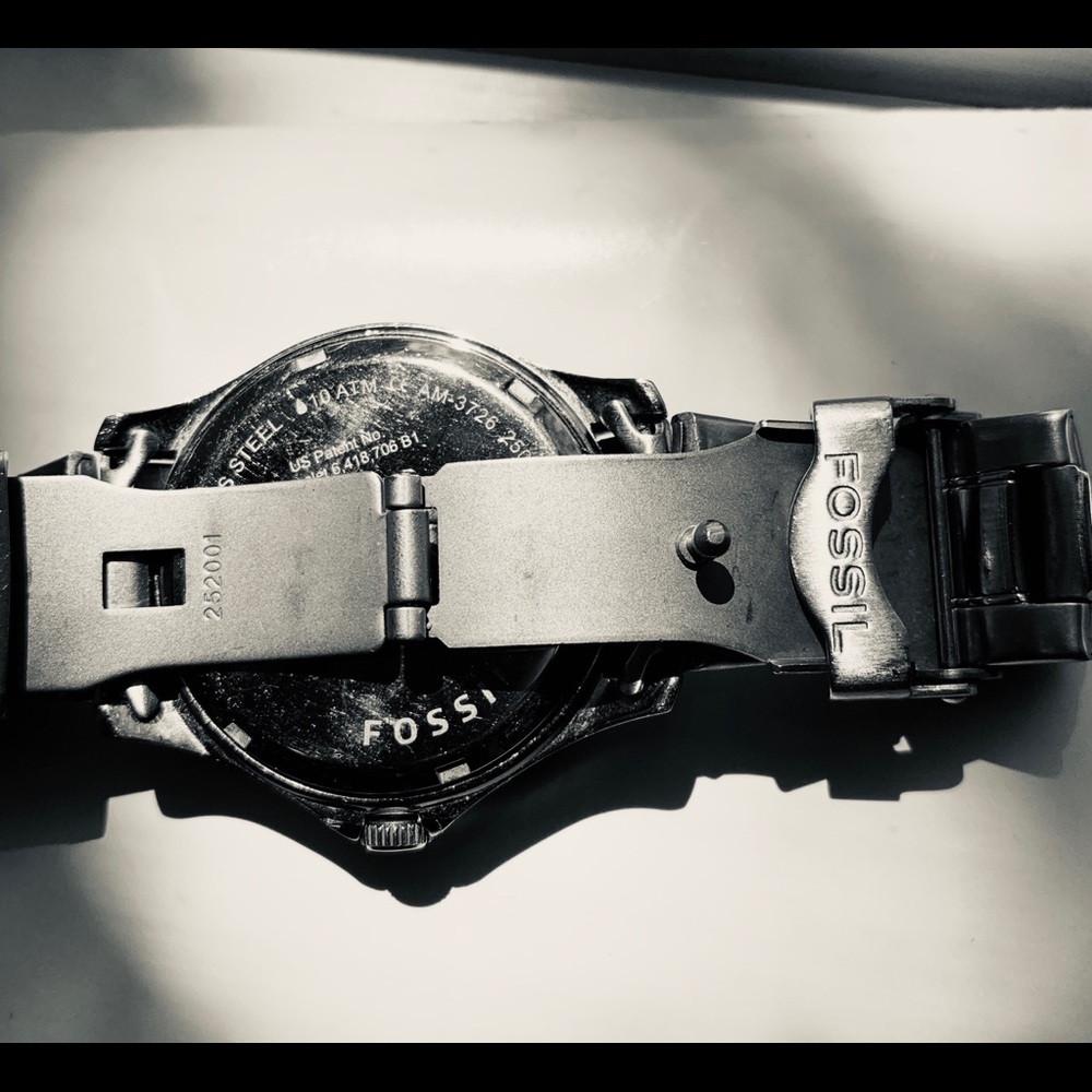 FOSSIL WATCH - Picture 4 of 5
